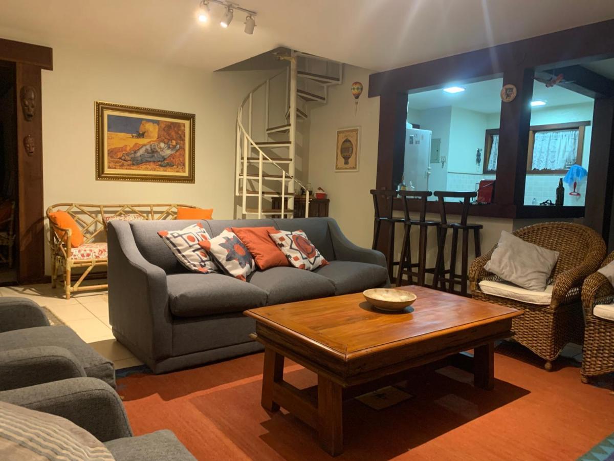 Villa Linda Casa! Aconchegante e com ótima localização à Campos do Jordão Extérieur photo