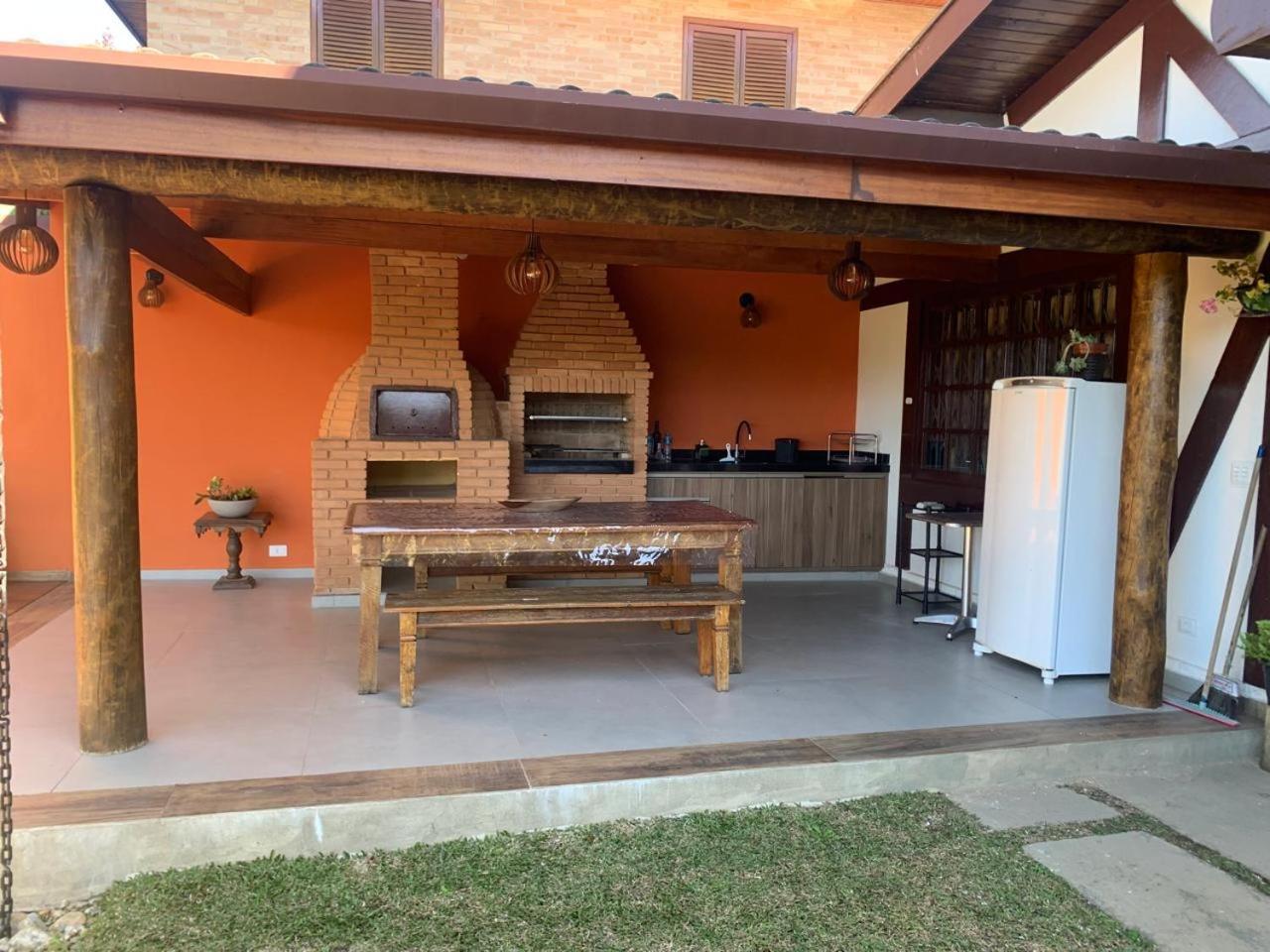 Villa Linda Casa! Aconchegante e com ótima localização à Campos do Jordão Extérieur photo